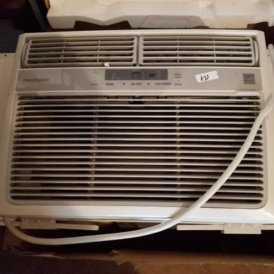 Like New Frigidaire Air Conditioner 550 Sq. Ft