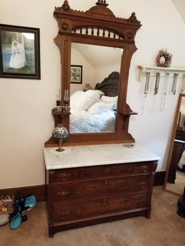 Antique Victorian Marble Top Dresser Mirror Estatesales Org