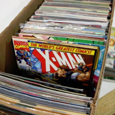 350 Comic Books Lot - Marvel 100, DC 200, Other 50 - 1 Long Box #508-62