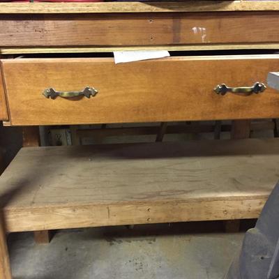 Lot - 135  Workbench with 1 Drawer