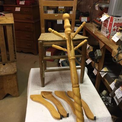 Lot - 115  Chair and Hat Rack