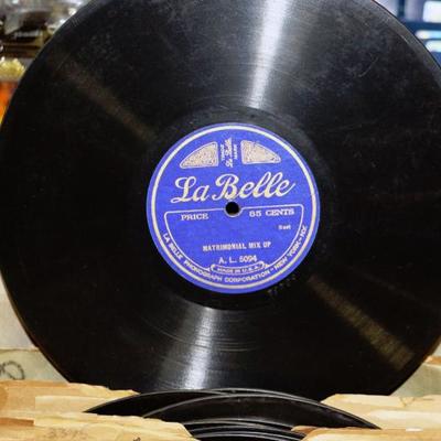 Lot of 107 Vintage 78 RPM Music Records #515-22