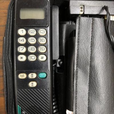 Motorola Dynasty Phone (item 3028)