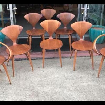 Lot 91- ULTRA RARE Set of Eight First Production Run Cherner Pretzel Chairs