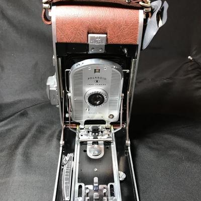 Lot 223- Vintage Polaroid Speedliner Land Camera Model 95B