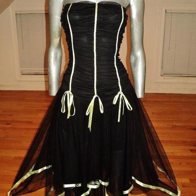 Vtg strapless handkerchief high low tulle dress with ribbons