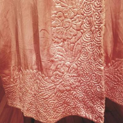 Vtg 1930 Peau Satin quilted embroidery embellished Boudoir Kimono Robe
