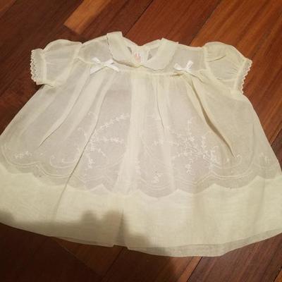 Antique & Vintage Assortment of Baby clothes France/US &6 baby napkins