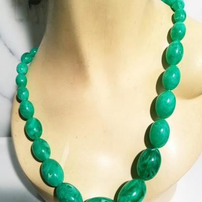 Vtg 1940's Celluloid Necklace green spring beads brass closure