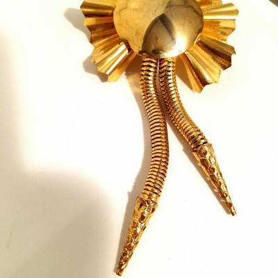 Vtg 1950's I.Donna gold plate Brooch Danglers filigree