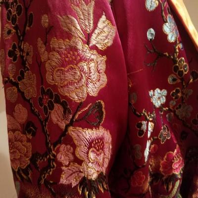  Vintage Chinese Kimono Coat embroidered brocade blossoms & Peony