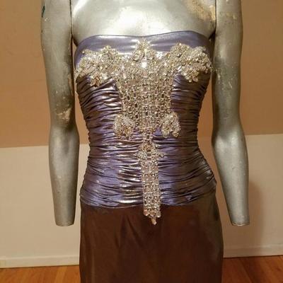 Vtg Gun Metal liquid lame heavy Embellished strapless laced gown fluid hem