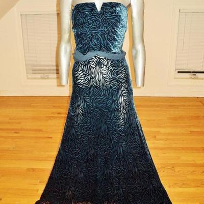 Vtg Chetta B. Strapless strapless trumpet gown embossed illusion velour 