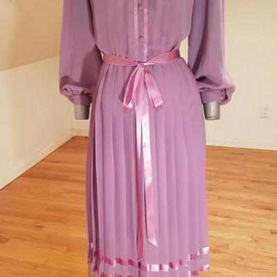 Vtg NOEL SOPHISTICATES New York Violet chiffon pleated dress w/ribbons