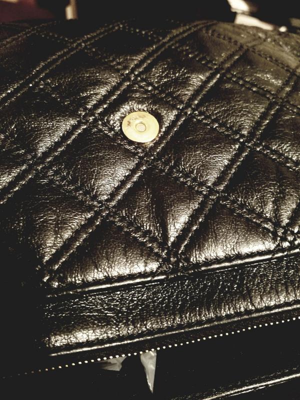 Chanel CC black small bag handbag purse gold hardware - clothing &  accessories - by owner - apparel sale - craigslist