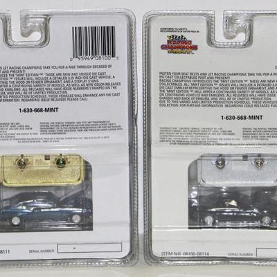 Racing Champions MINT Die Cast CAR MODELS w/Stands Lot of 2 #522-64