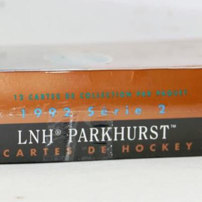 1992 NHL PRO SET Hockey Cards Parkhurst Canada Factory Sealed #522-38