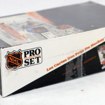 Canada 1991 NHL PRO SET - Hockey Trading Cards Factory Sealed Pack #522-35