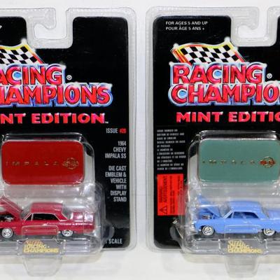 Racing Champions MINT Die Cast CAR MODELS w/Stands Lot of 2 #522-67
