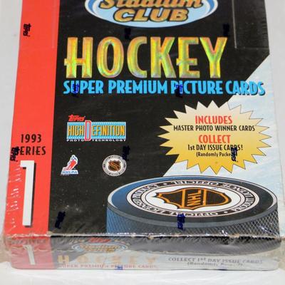 1993 TOPPS Stadium Club Premium Cards Factory Sealed Pack #522-40