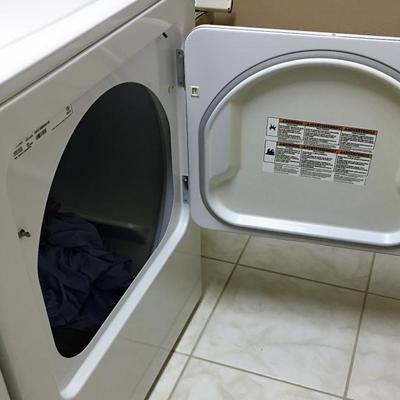 Maytag Washer & Dryer in excellent condition