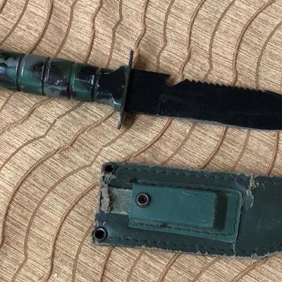 RAMBO TYPE SURVIVAL KNIFE