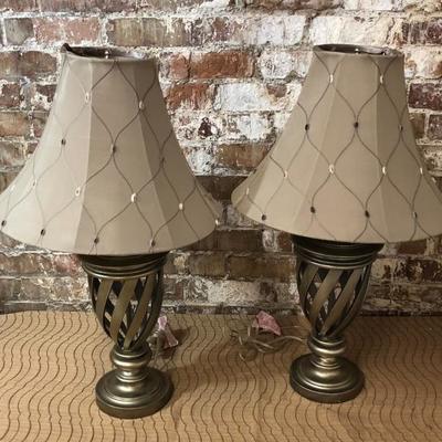 pair CONTEMPORARY DESIGN MATCHING TABLE LAMPS