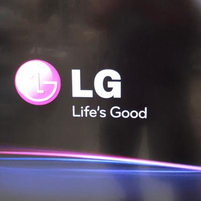LG LED LCD PLASMA TV 44in
