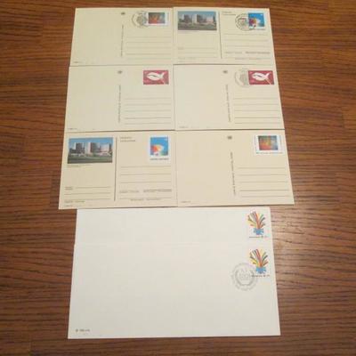 Lot # 86 - 2 United Nations Enevlopes and 6 Postcards