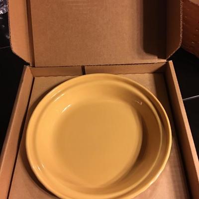 Longaberger Pie plateâ€” never used