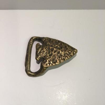 Solid brass arrow head belt buckle