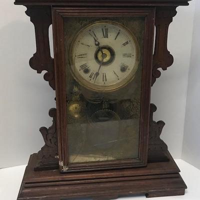 Vintage Standing Mantle Clock