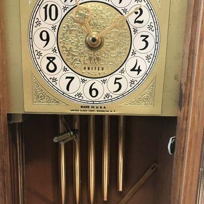 Vintage United Clock Company Clock