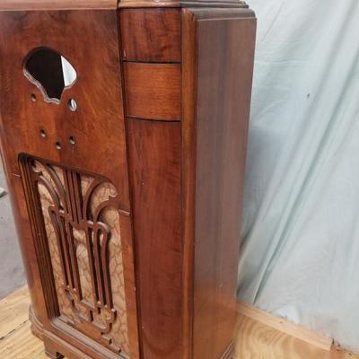 Antique Stand Up Art Deco Floor Radio Shell