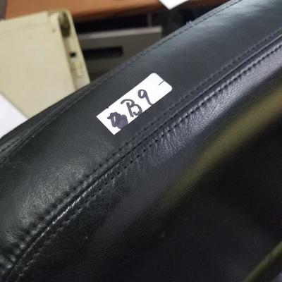 Black Rolling Office Chair B-9
