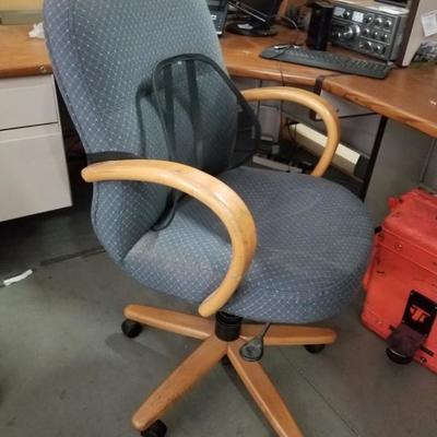 Blue Fabric Armed Rolling Office chair