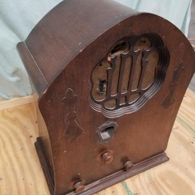 Original Cathedral Vintage Tube Radio Clarion Jr.  