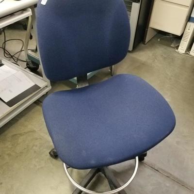 Blue Adjustable Rolling Office Chair B-7