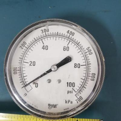 Marshall Town 100 PSI Gauge Meter A-51
