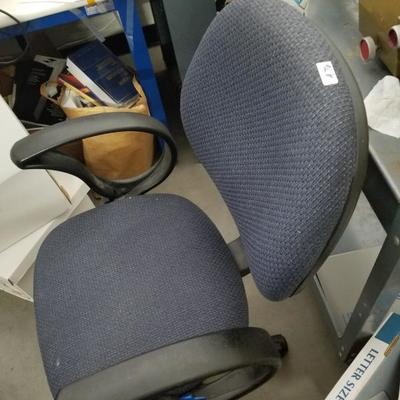 Blue Fabric Armed Rolling Chair A-76