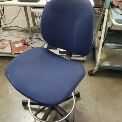 Blue Adjustable Rolling Office Chair B-7