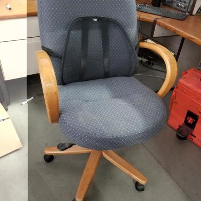 Blue Fabric Armed Rolling Office chair