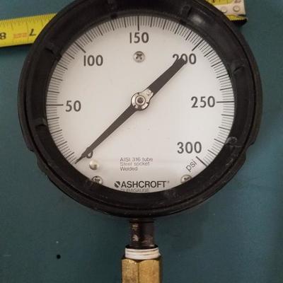Ashcroft 300 PSI Gauge Meter