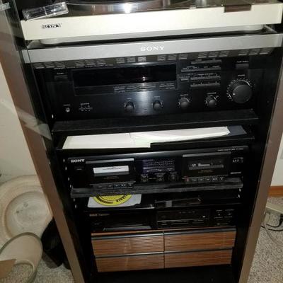 Collection Of Vintage Stereo Equipment 