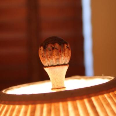 Lot 52: Lamp
