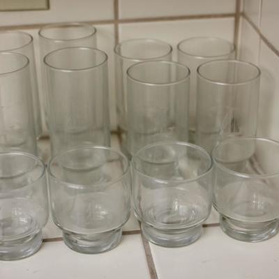 Lot 102: Bar Glasses with an Etched 