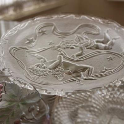 Lot 85: Glass Serving Platters 