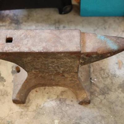 Lot 126: Anvil