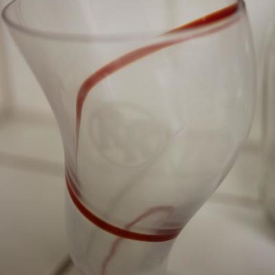 Lot 97: Collectible Glasseware 