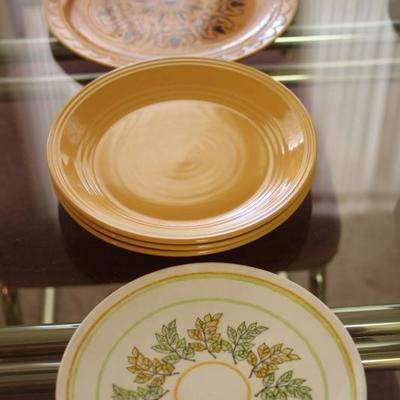 Lot 86: Vintage Yellow Servingware
